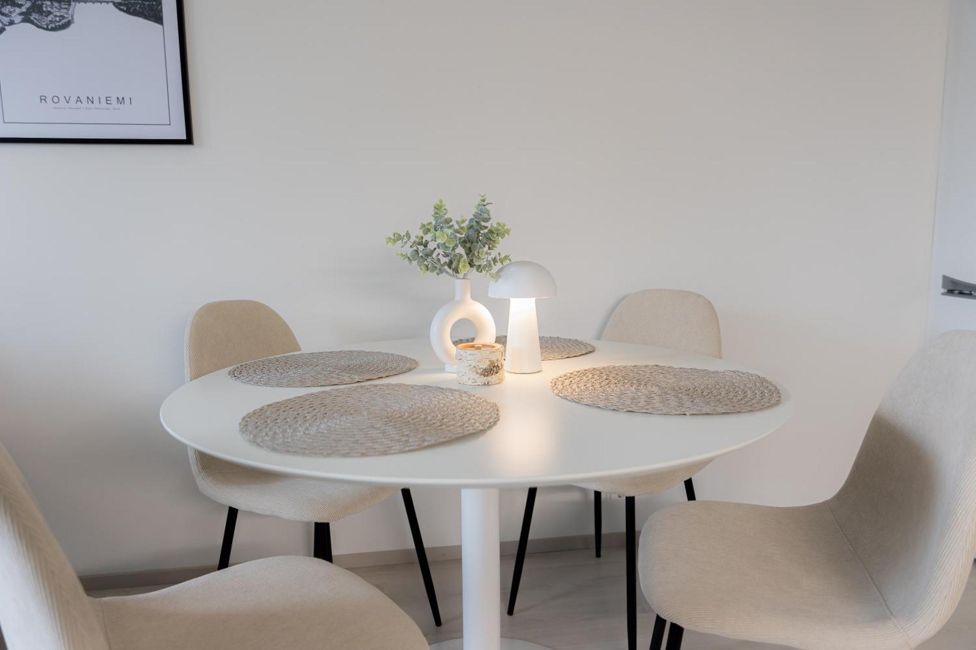 Arctic City Suites By Booklapland Rovaniemi Exterior foto